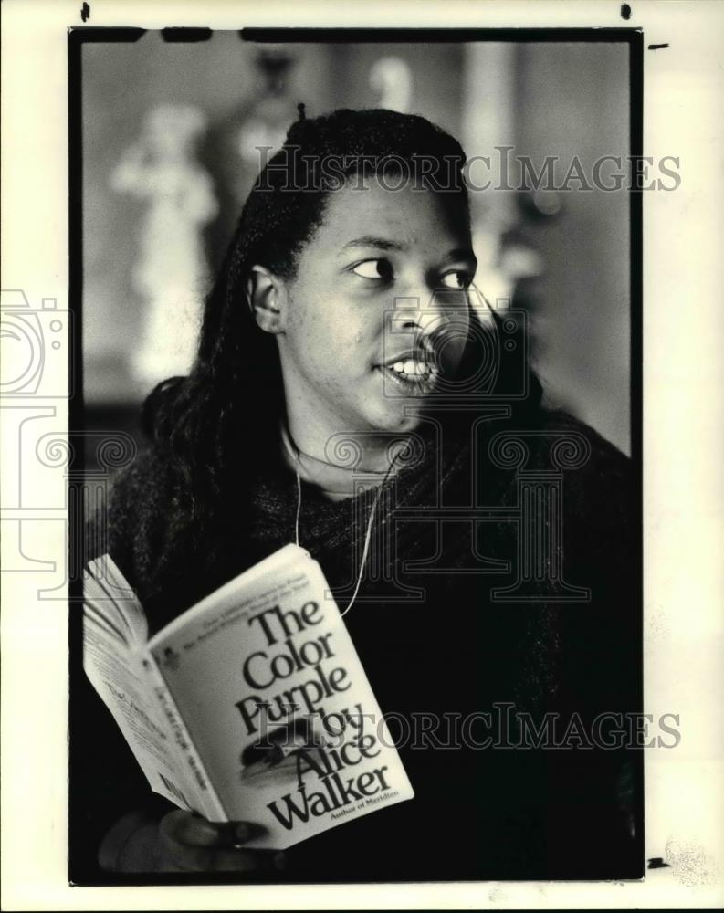 1986 Press Photo Gloria Rose, wrote the Cliff Notes for the Color Purple book - Historic Images