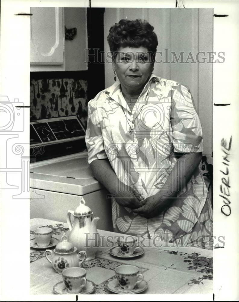 1988 Press Photo Carmen Rivera, Puerto Rican cook - cva38801 - Historic Images