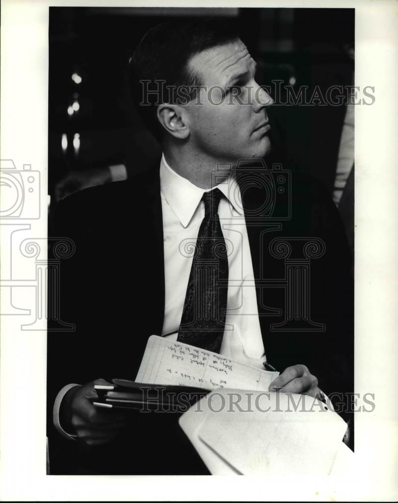 1989 Press Photo Louis M. Primozic, was the proposed interm director of CMHA - Historic Images