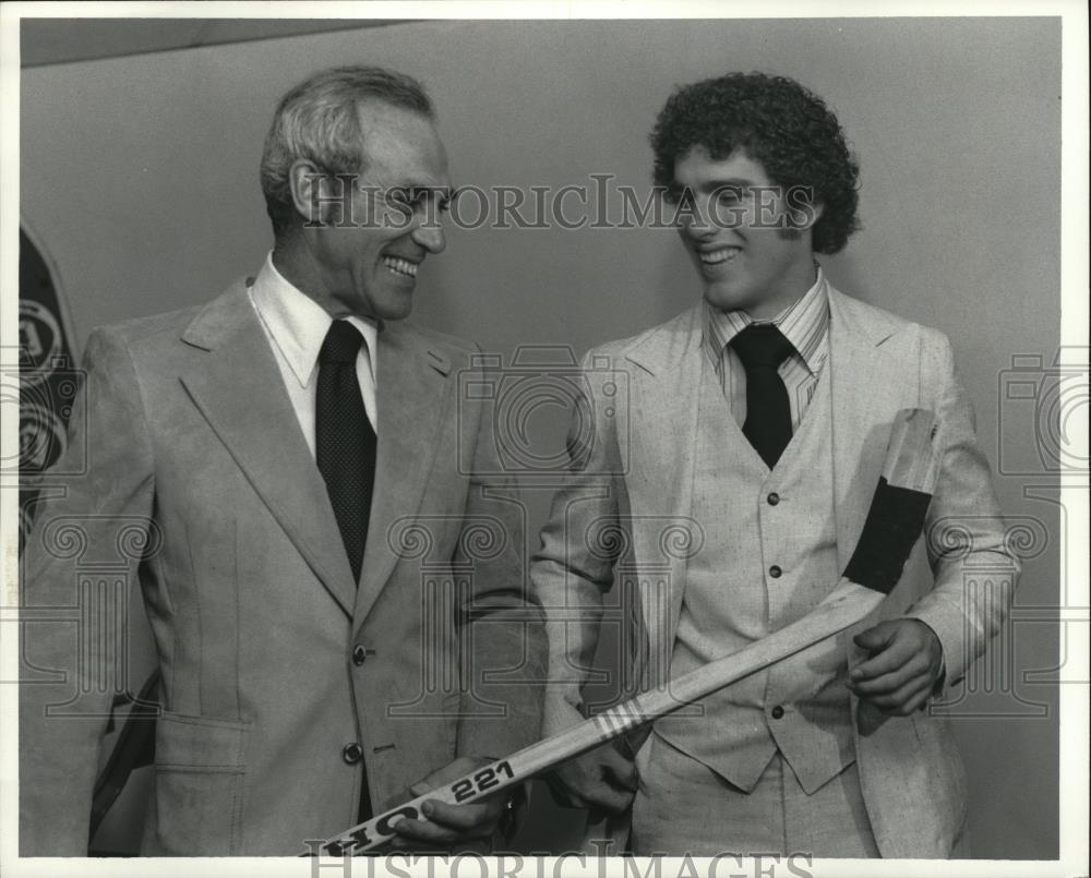 Press Photo Harry Howell, Baron&#39;s General Manager and Mike Eaves - cvb76634 - Historic Images