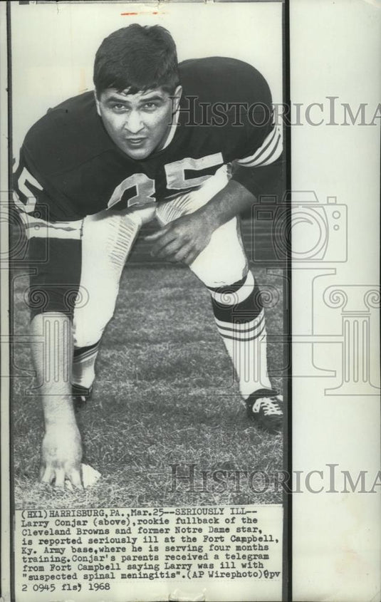 1968 Press Photo Larry Conjar of Cleveland Browns ill at Army Base - cvb76934 - Historic Images