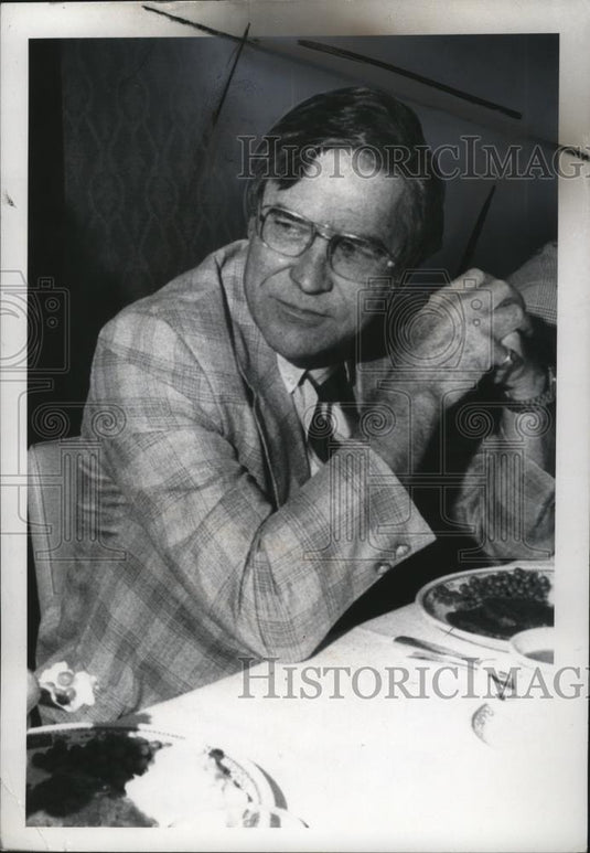 1975 Press Photo Eddie Robinson, Baseball - cvb76966 - Historic Images