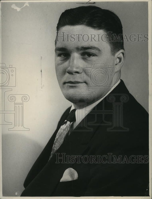 1948 Press Photo Frank Gaul of Notre Dame Football - cvb77154 - Historic Images