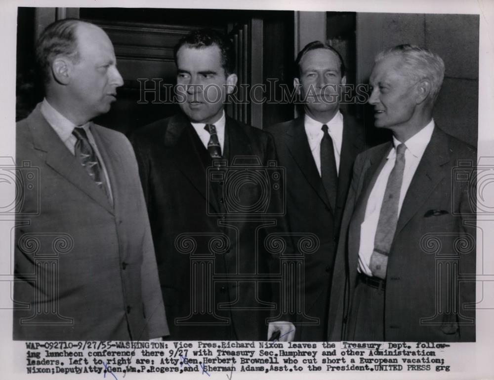 1955 Press Photo Richard Nixon, Others at U.S. Treasury Department Conference - Historic Images