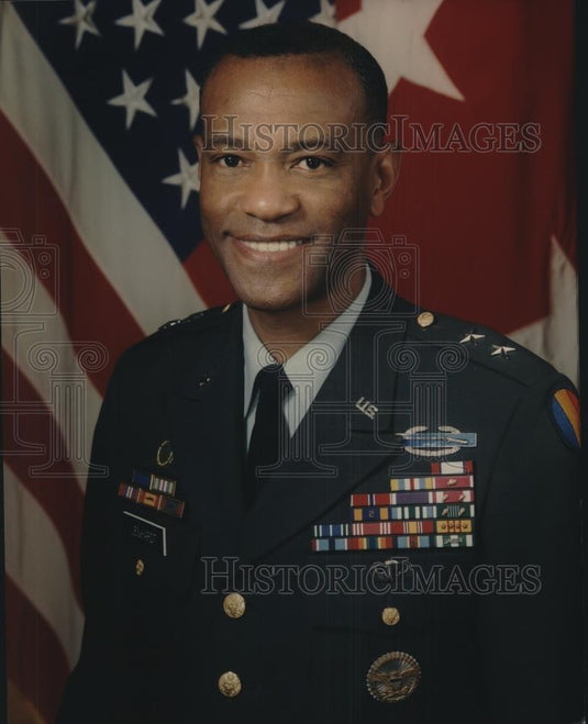 1995 Press Photo Major General Alfonso E. Lenhardt - cvb77289 - Historic Images