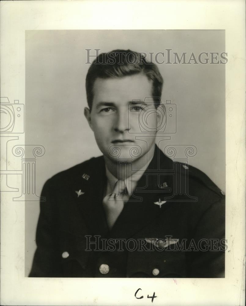 Press Photo First Lieutenant Cyrus S. Eaton, Jr. of the US Army Air Force - Historic Images