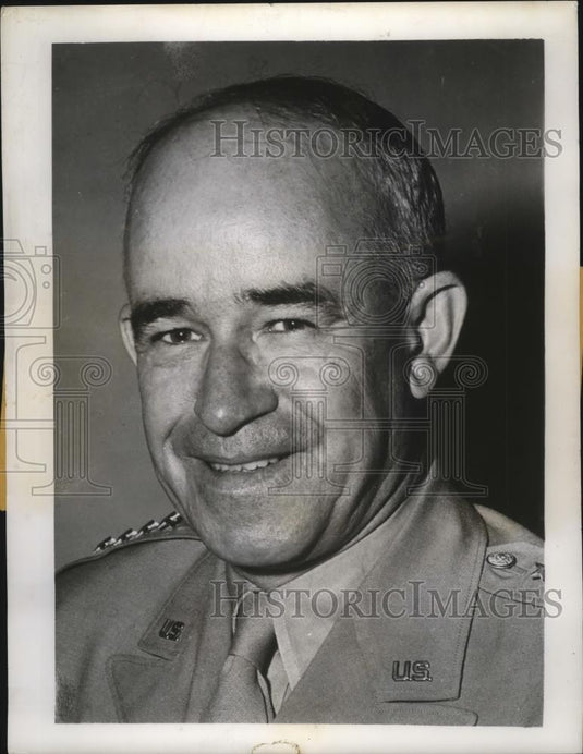 1949 Press Photo Gen. Omar Bradley, will be guest speaker of Crusade In Europe - Historic Images