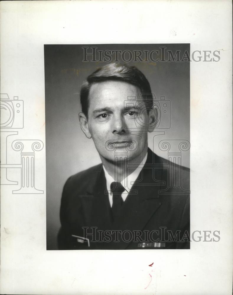 1970 Press Photo Donald F Carey, US Coast Guard- Career Service Awardee - Historic Images