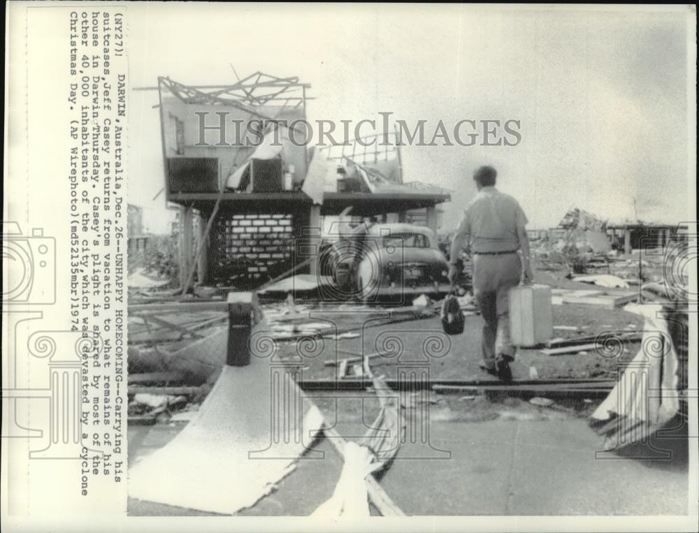 1974 Wire Photo Jeff Casey house devastated by cyclone on Christmas Day - Historic Images