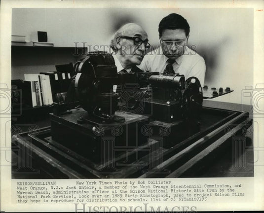 1975 Wire Photo Jack Shteir & Warren Beach hope to reproduce Edison films - Historic Images