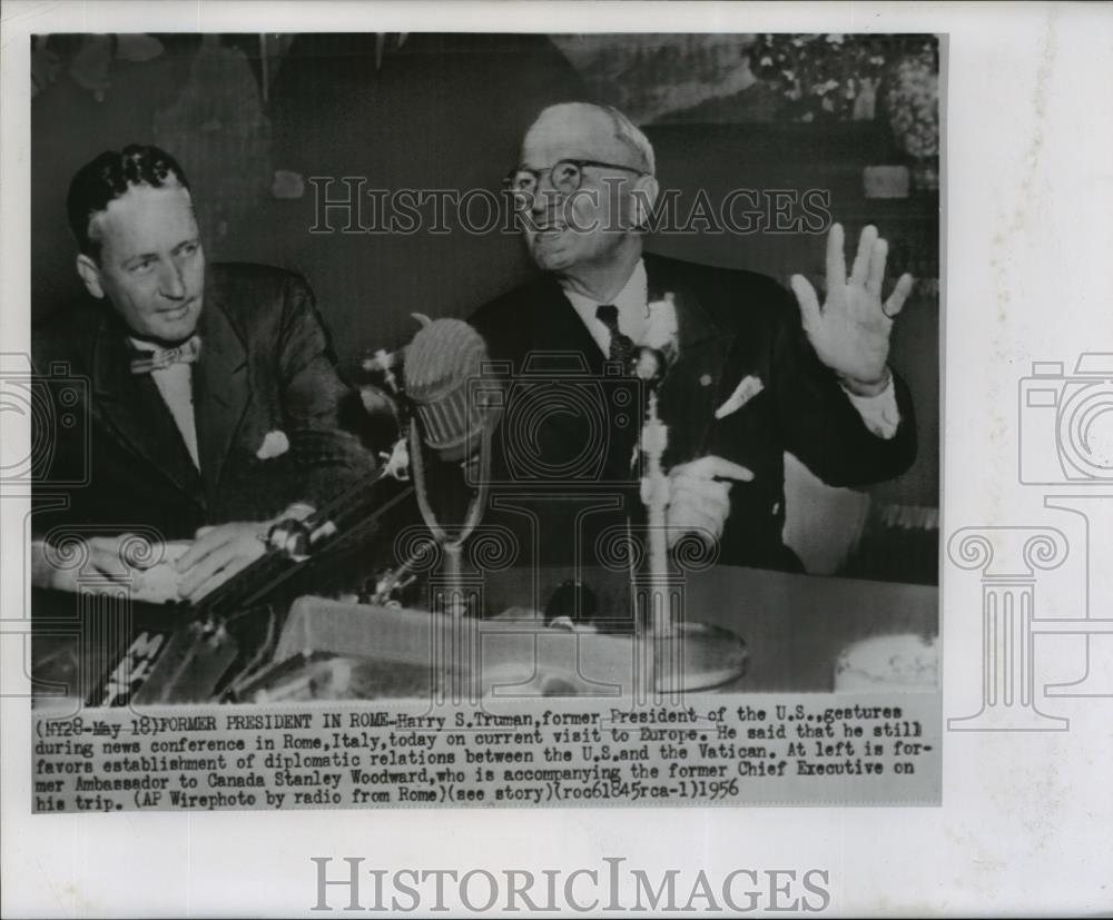 1956 Wire Photo Harry S Truman, former US President at a conference in Italy - Historic Images