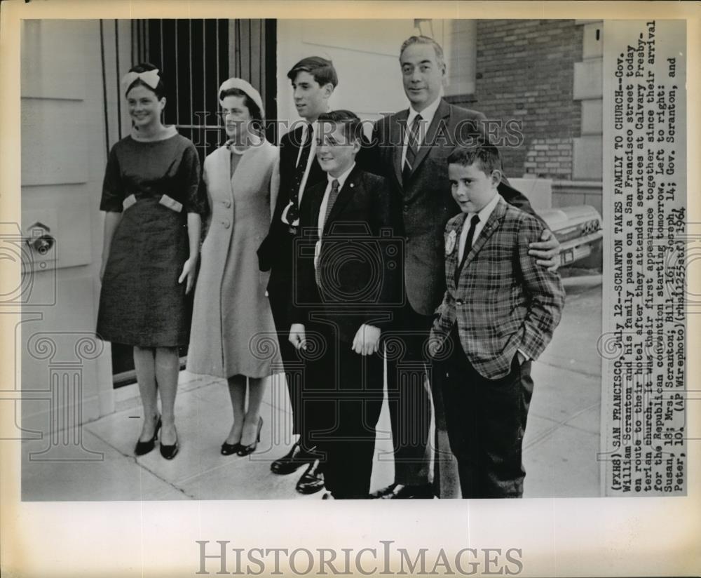 1964 Wire Photo Gov. Scranton and family pose for a photo after church services - Historic Images