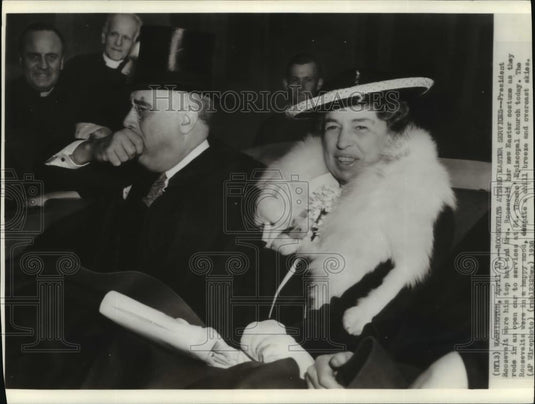 1938 Wire Photo President Roosevelt & First Lady attend services at St Thomas - Historic Images