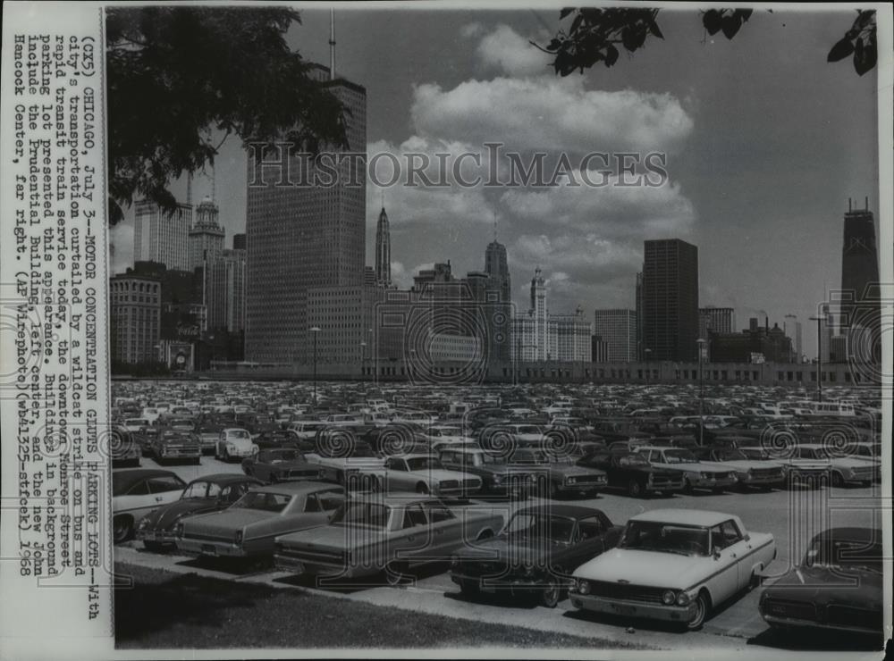 1968 Wire Photo Wildcat strike causes crowded parking lots on Monroe Street - Historic Images