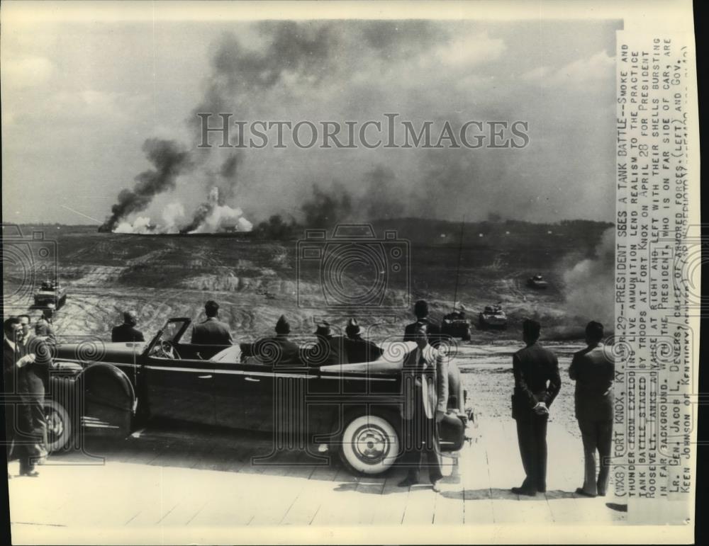 1943 Wire Photo Practice of tank battle at Fort Knox for President Roosevelt - Historic Images