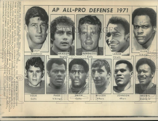 1972 Wire Photo Members of the AP All-Pro defense team for the year 1971 - Historic Images