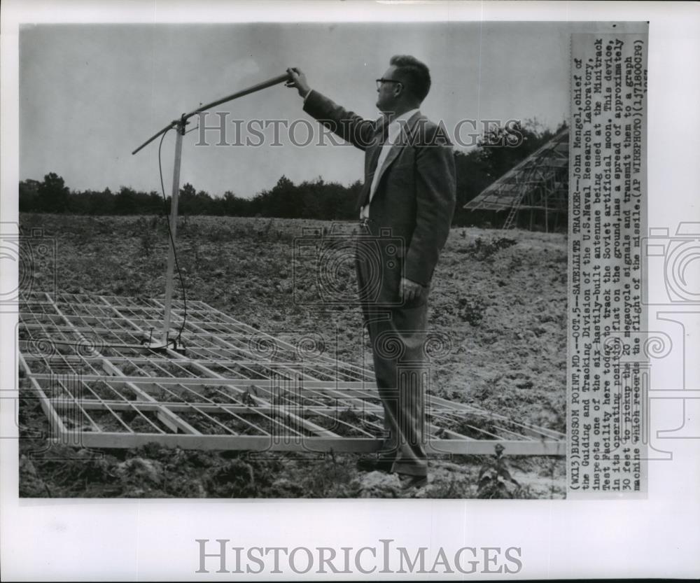 1957 Wire Photo John Mengel- Guiding & Tracking Division of US Naval Research - Historic Images