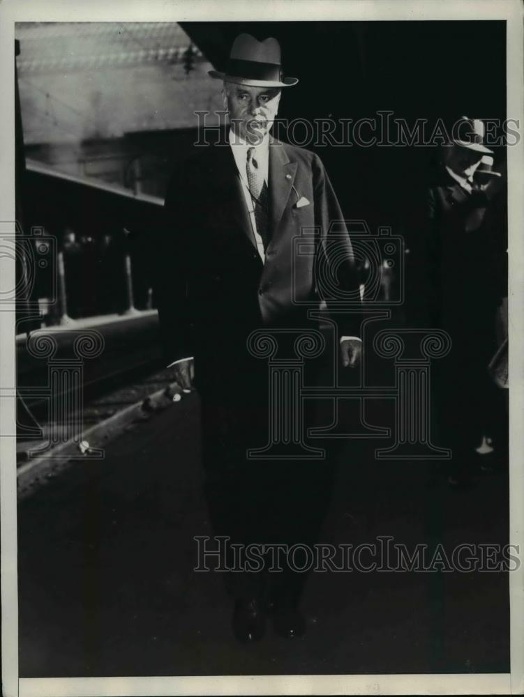 1936 Press Photo Sec of State Cordell Hull arrived at Railroad Station at Wash - Historic Images