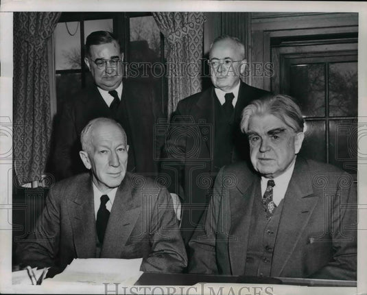 1951 Press Photo John L. Lewis of UAW & Anthracite Operators Meeting Washington - Historic Images