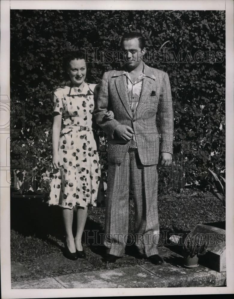 1940 Press Photo W. Donahue and Mrs. Donahue. - nef32237 - Historic Images