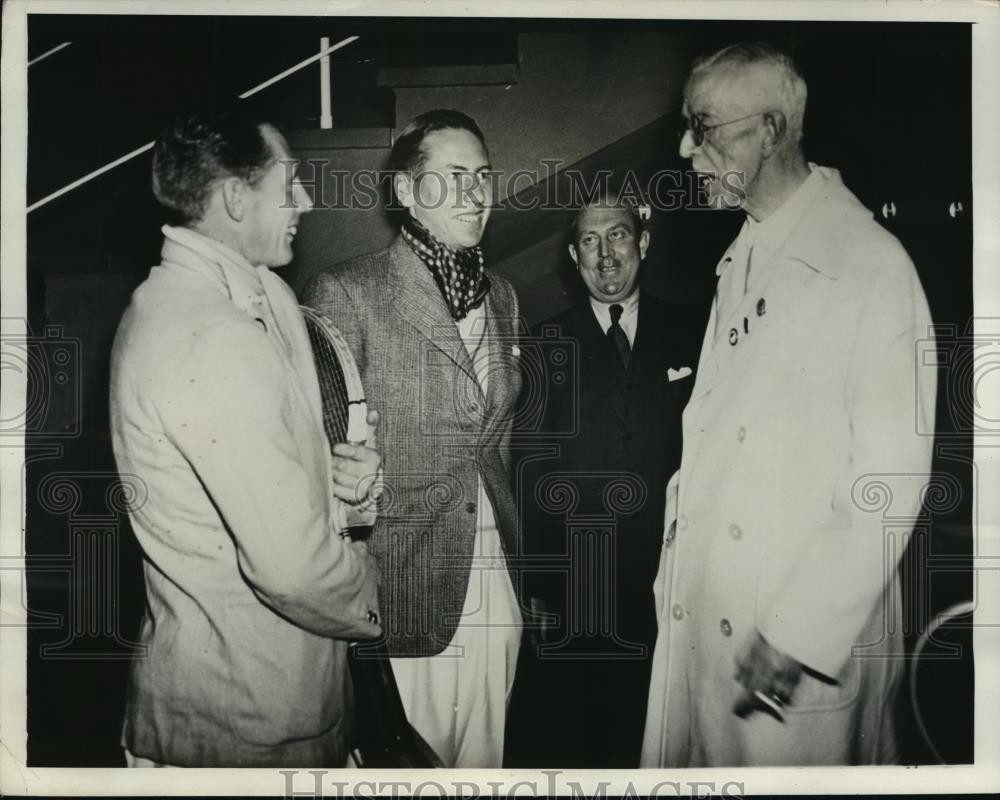 1936 Press Photo Swedens&#39;s King Gustaf &amp; tennis&#39;s C Patterson, Malfroy, Stedman - Historic Images