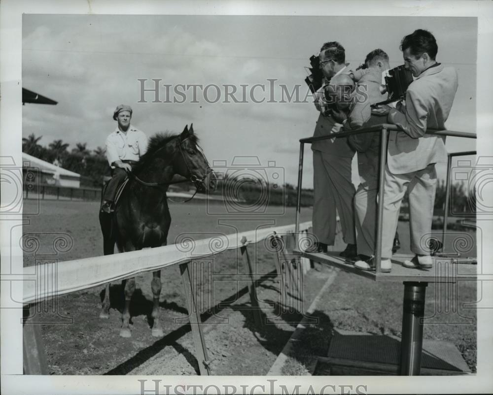 1950 Press Photo Hialeah Park in Florida Free Press with photographer M Ackerman - Historic Images