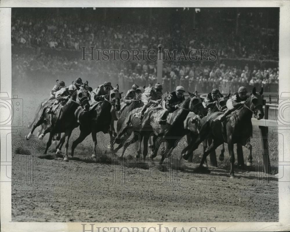 1944 Press Photo Aqueduct race in NY Spheric, Supper Dance, Late City, Magellan - Historic Images