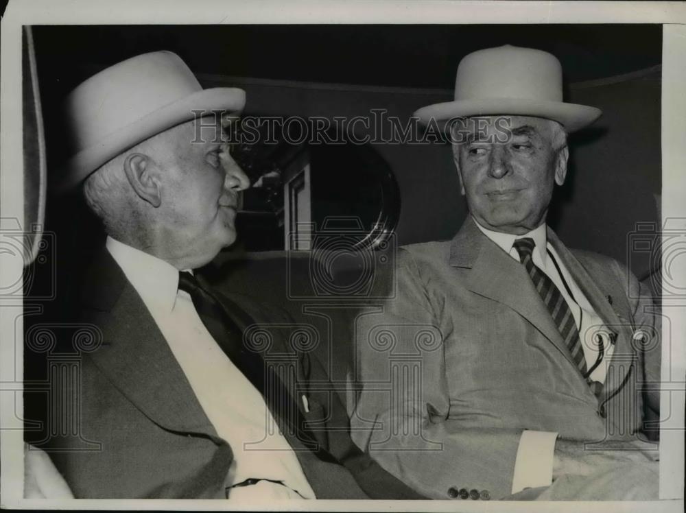 1939 Press Photo N. Davis and C. Hull Pictured as They Left State Department - Historic Images