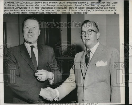 1958 Press Photo Walter Reuthers & Louis Seaton Appear Pleased After Negotiation - Historic Images