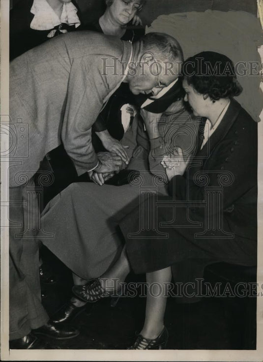1935 Press Photo Mr & Mrs J. Andy Zenge testify at son Mandeville's trial - Historic Images