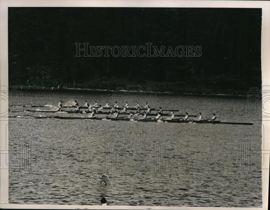 1936 Press Photo President watches Harvard vs Navy crew regatta at Annapolis MD - Historic Images