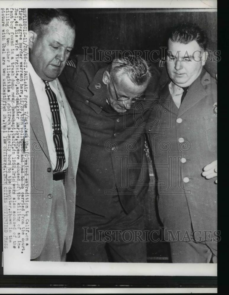 1956 Press Photo Jack ubel Carried from Court, St. Paul, Minnesota - nef20015 - Historic Images