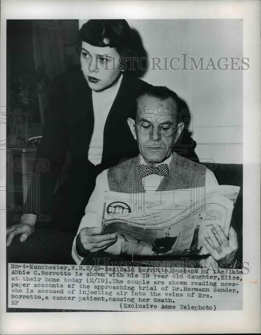 1950 Press Photo Reginald Borroto & Daughter Elise at Home, New Hampshire - Historic Images