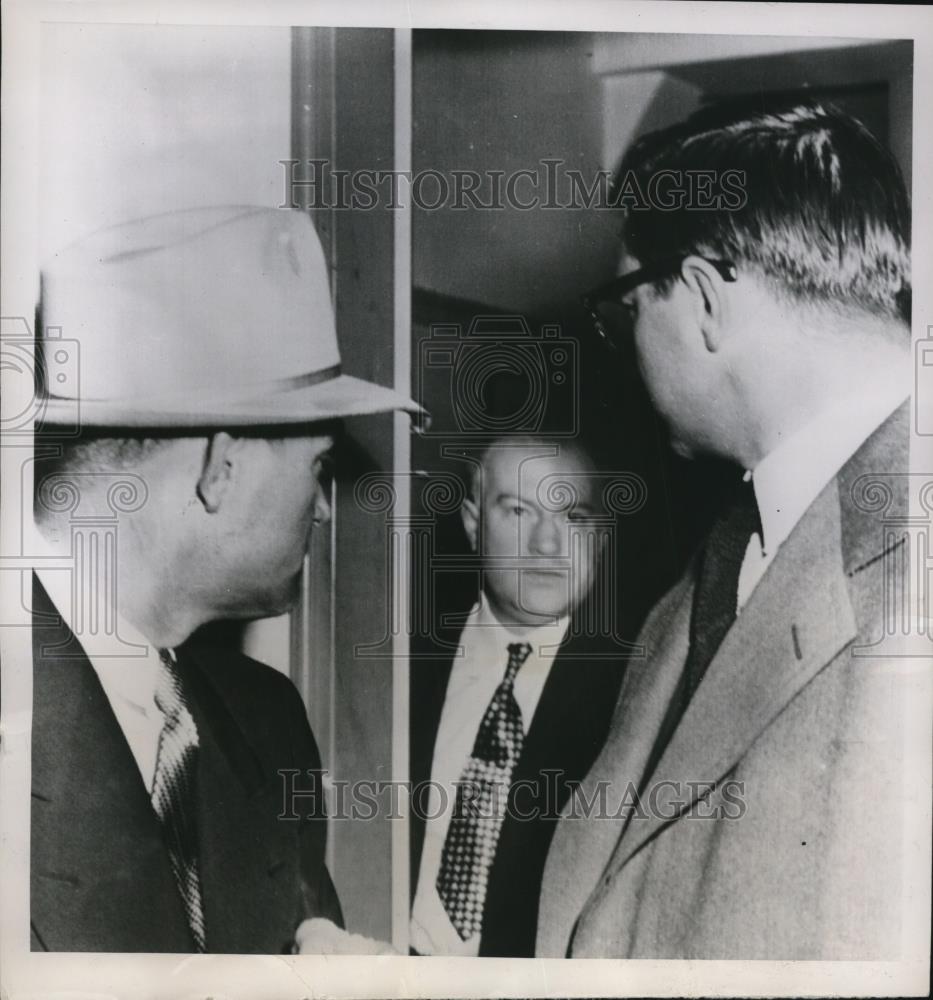 1951 Press Photo Charles Ray Morris with Daughter&#39;s Attorneys, San Francisco - Historic Images