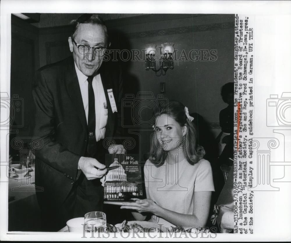 1969 Press Photo Tricia Nixon at Capitol Historical Society Luncheon, Washington - Historic Images