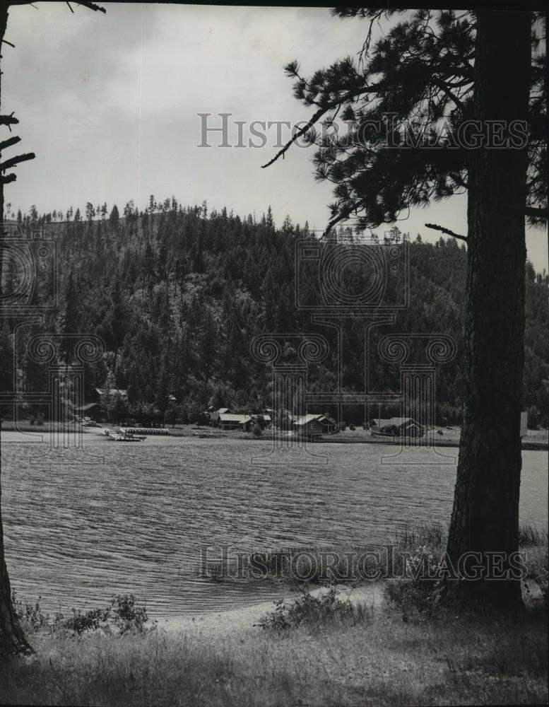 Press Photo View of Anderson Resort at Deer Lake - spx10516 - Historic Images