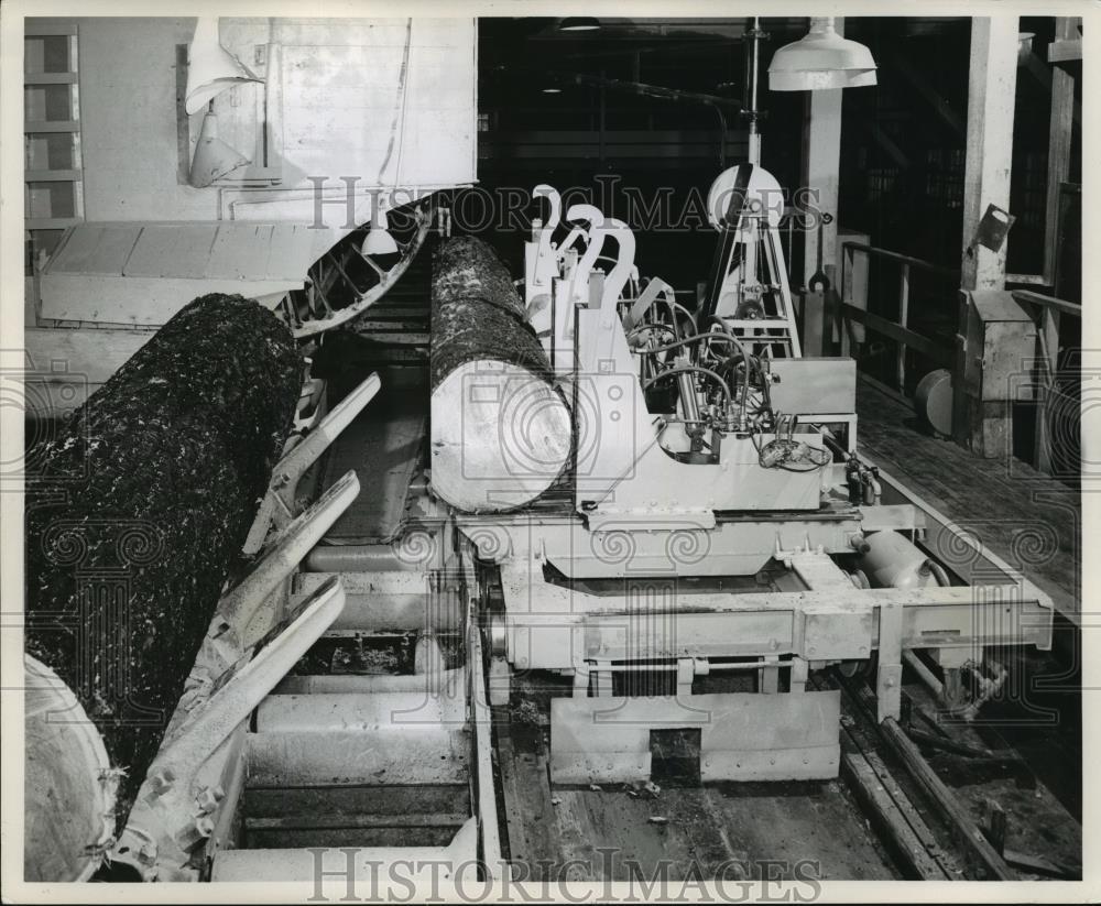 Press Photo Head rig carriage at Potlatch Unit of Potlatch Forests Inc