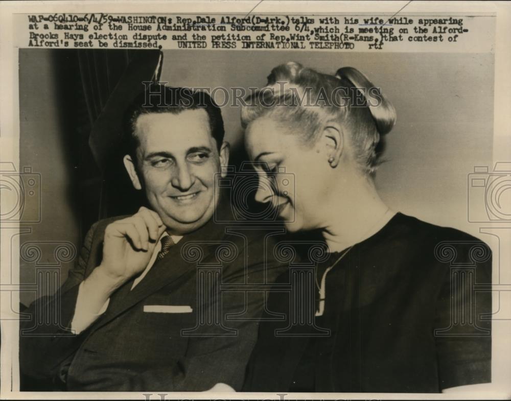 1959 Press Photo Rep. Dale Alford Talks With His Wife - nee76451 - Historic Images