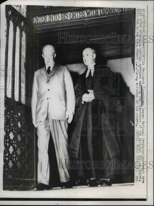 1957 Press Photo President Eisenhower & Rev Edward LR Elson at National Church - Historic Images