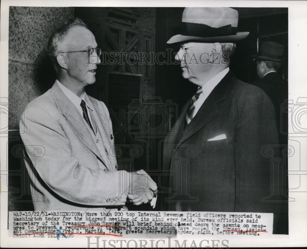 1951 Press Photo Sec. of Treasury John Snyder, Fred S. Martin Washington - Historic Images