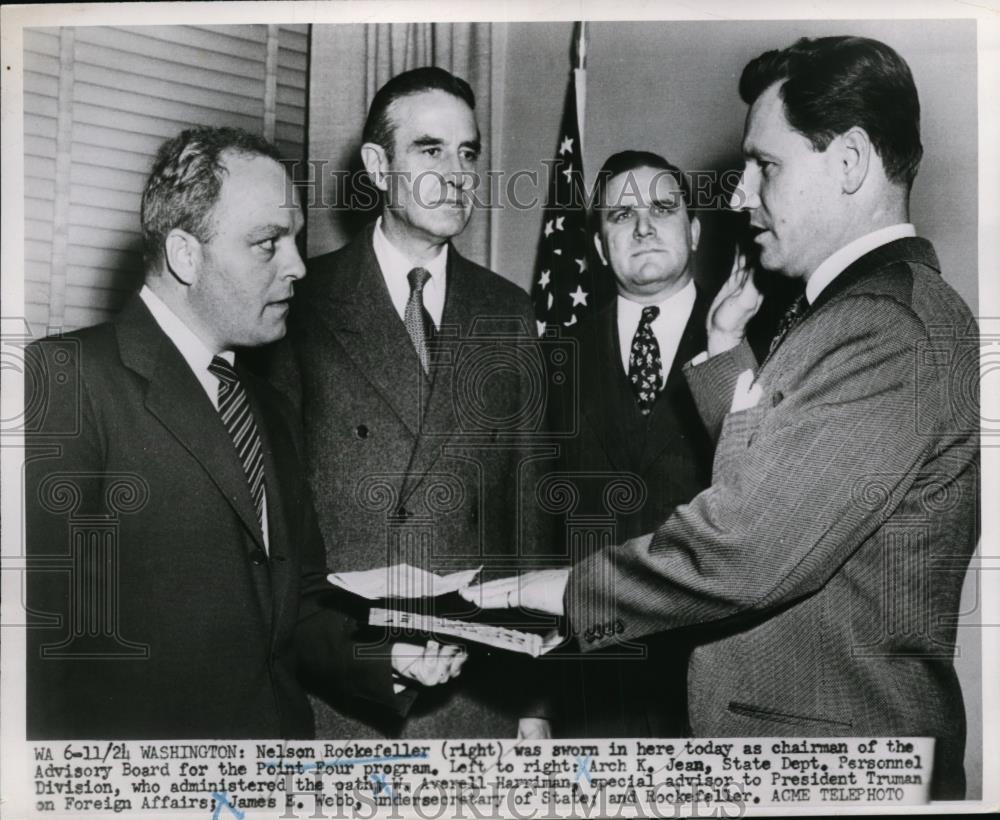 1950 Press Photo Nelson Rockefeller was sworn in as Chairman of Advisory Board - Historic Images