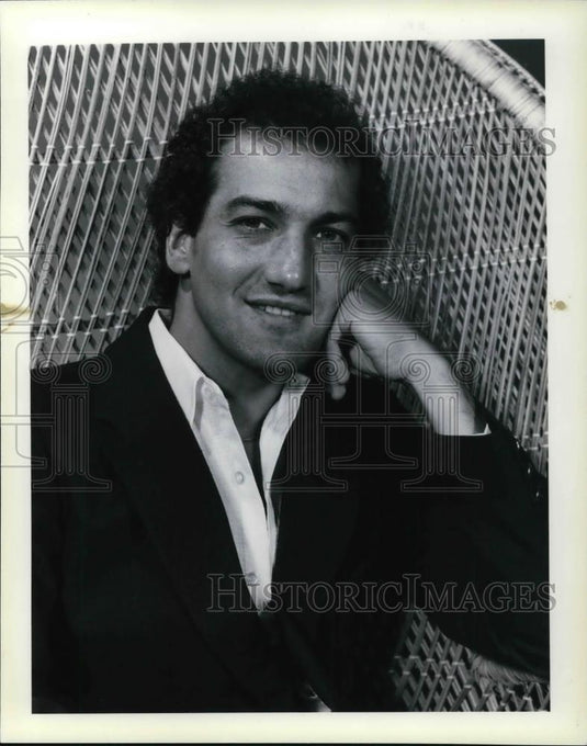 1981 Press Photo Tommy Chris, night club entertainer - cva20580 - Historic Images