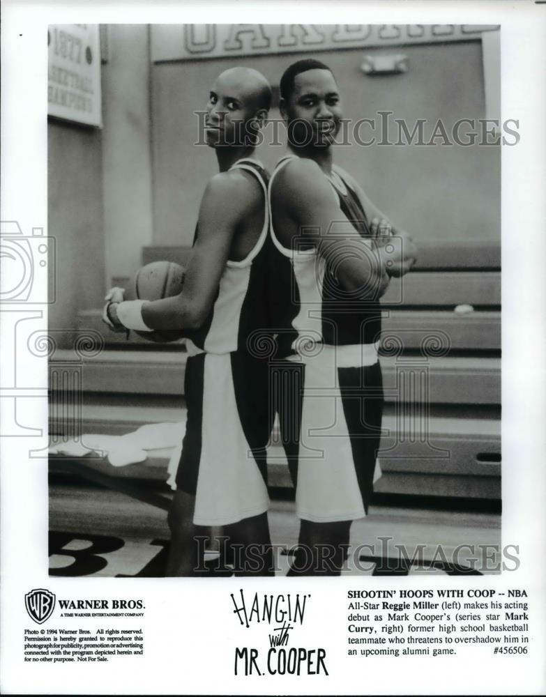 1994 Press Photo Reggie Miller &amp; Mark Cooper in Hangin with Mr Cooper - Historic Images