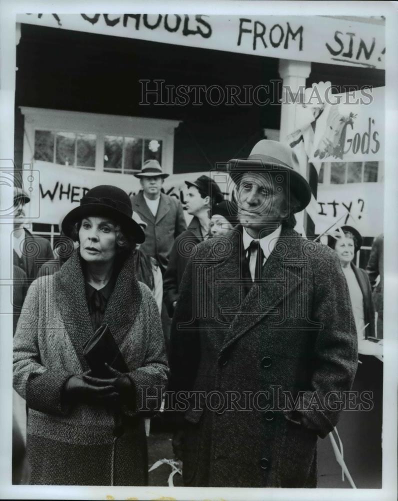 1988 Press Photo Kirk Douglas and Jean Simmons in Inherit the Wind - cvp60058 - Historic Images