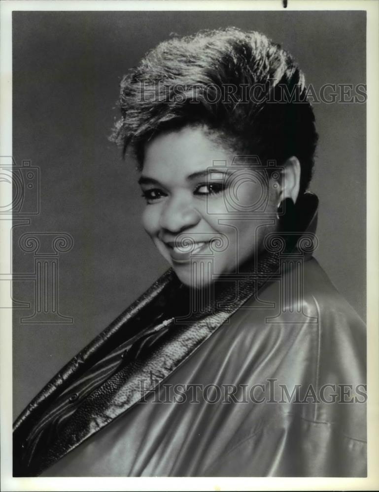 Press Photo Nell Carter in &quot;The Nell Carter Show&quot; - cvp59453 - Historic Images