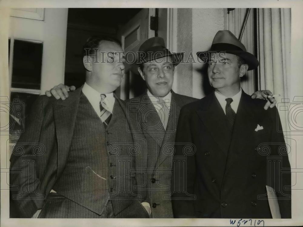 1939 Press Photo Leon Henderson, Jerome Frank, Robert Jackson at White house - Historic Images