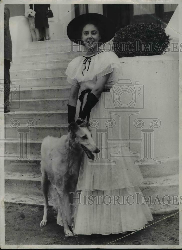 1937 Press Photo Paris Fashion - nef41616 - Historic Images