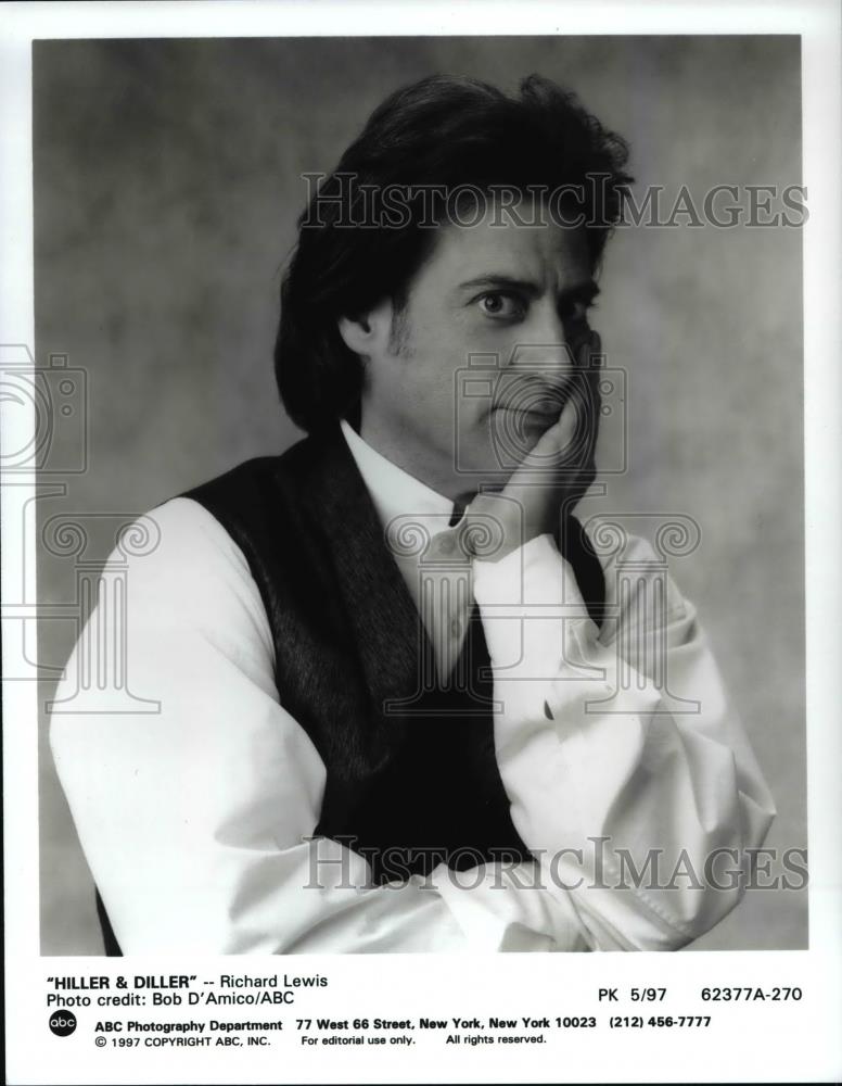 1997 Press Photo Richard Lewis in Hiller & Diller - cvp59514 - Historic Images