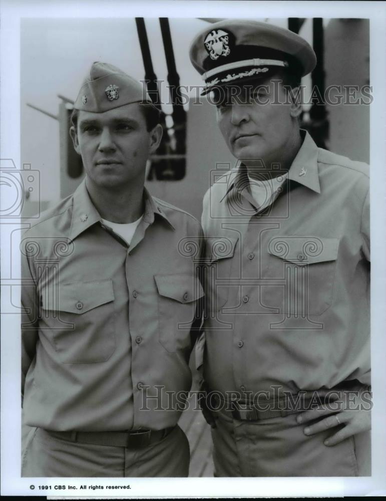 1991 Press Photo Richard Thomas, Stacy Keach in Mission of the Shark on CBS - Historic Images