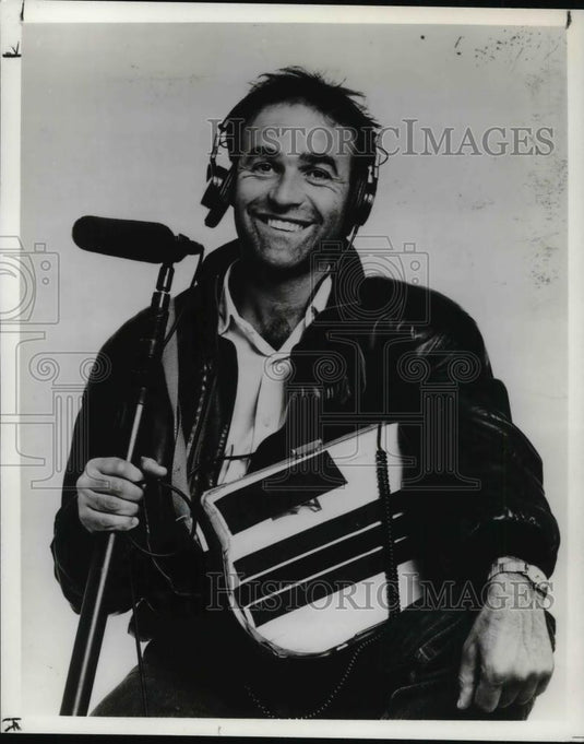 1990 Press Photo Nick Broomfield, director of Driving Me Crazy - cva20716 - Historic Images